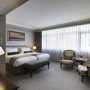 Deluxe King or Twin Room